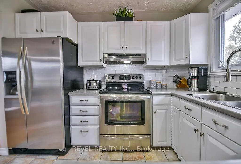 Photo 10 of 634 Tamarack Street, Timmins, TNE - North — HOMEH