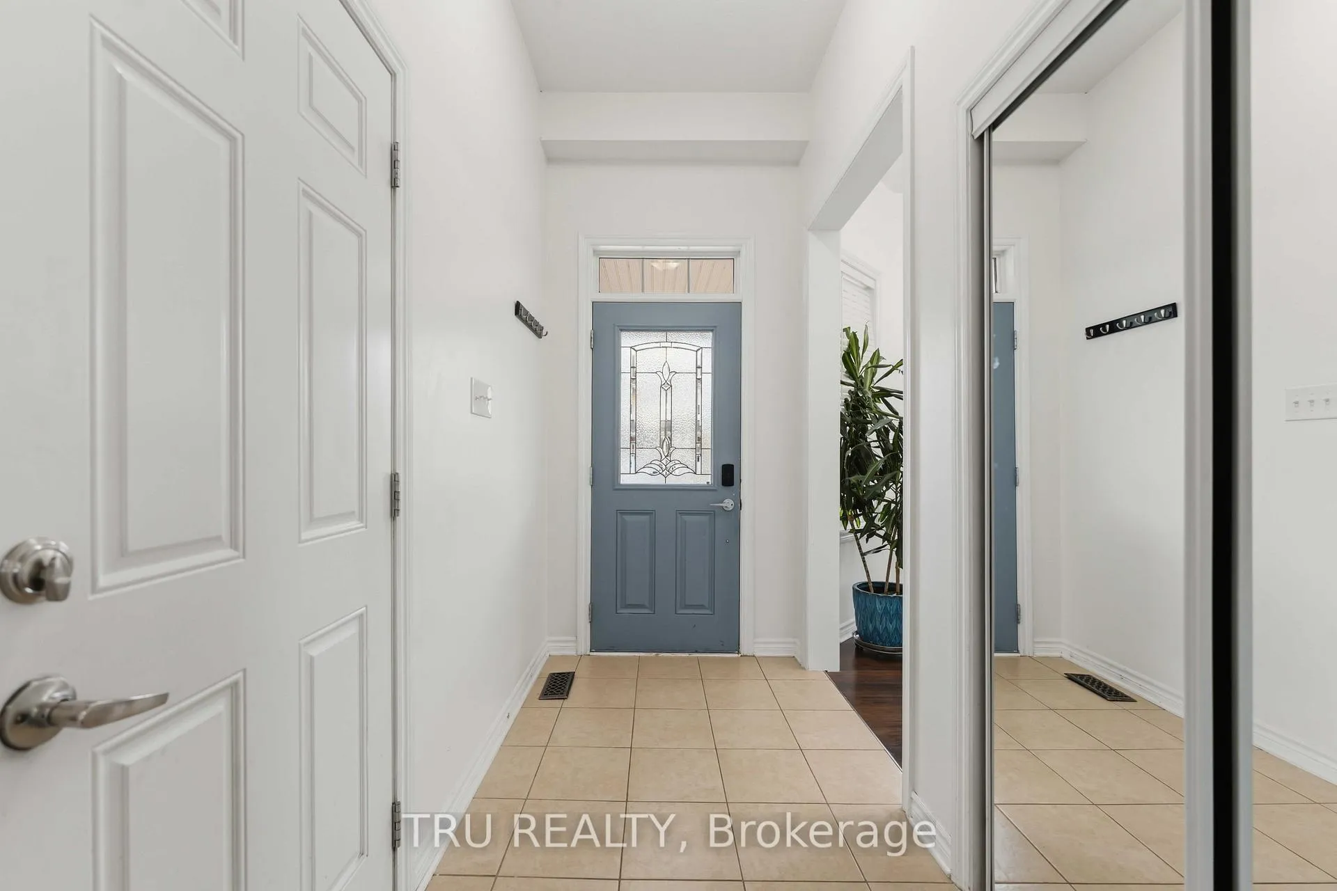 Photo 5 of 3451 River Run Avenue, Ottawa, Barrhaven - Half Moon Bay — HOMEH