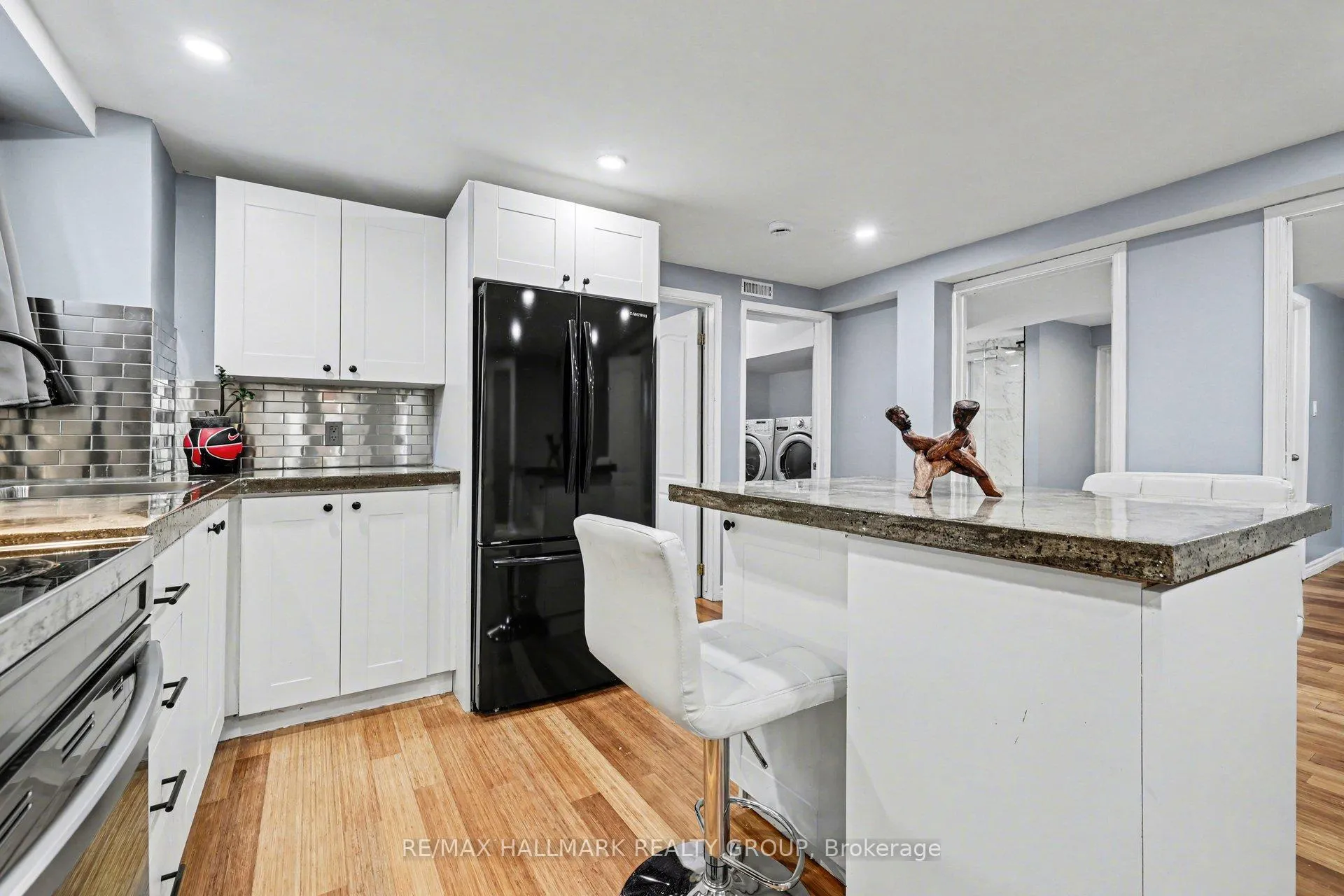 Photo 9 of Unit B, 1307 Vancouver Avenue, Ottawa, Ellwood — HOMEH
