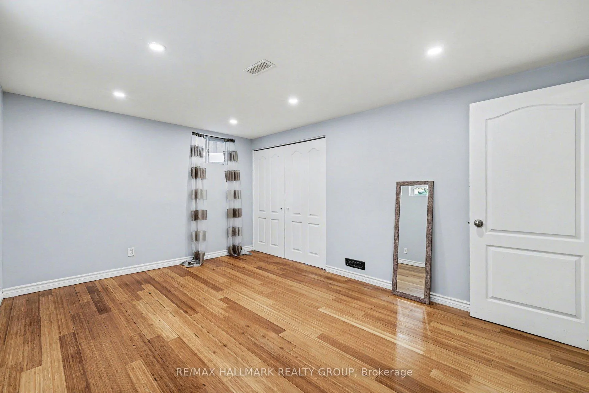 Photo 19 of Unit B, 1307 Vancouver Avenue, Ottawa, Ellwood — HOMEH
