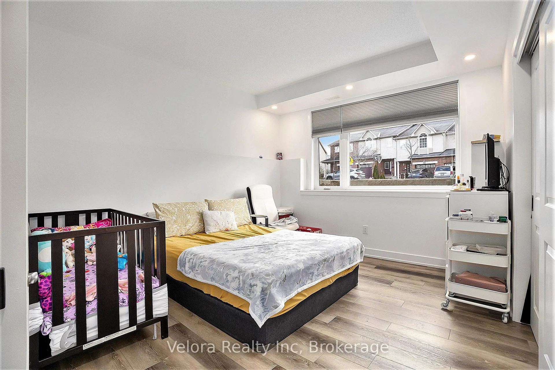 Photo 10 of Unit E, 390 Rolling Meadow Crescent E, Ottawa, Mer Bleue/Bradley Estates/Anderson Park — HOMEH