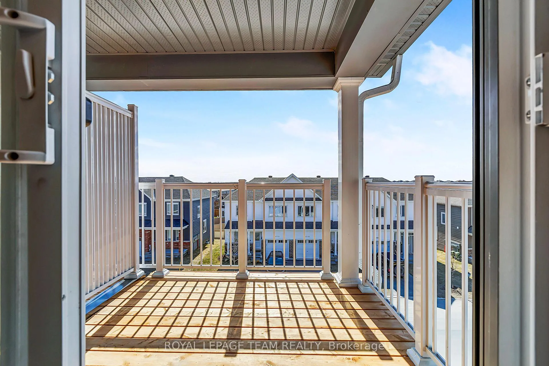 Photo 18 of 920 Parnian Private, Ottawa, Barrhaven - Half Moon Bay — HOMEH
