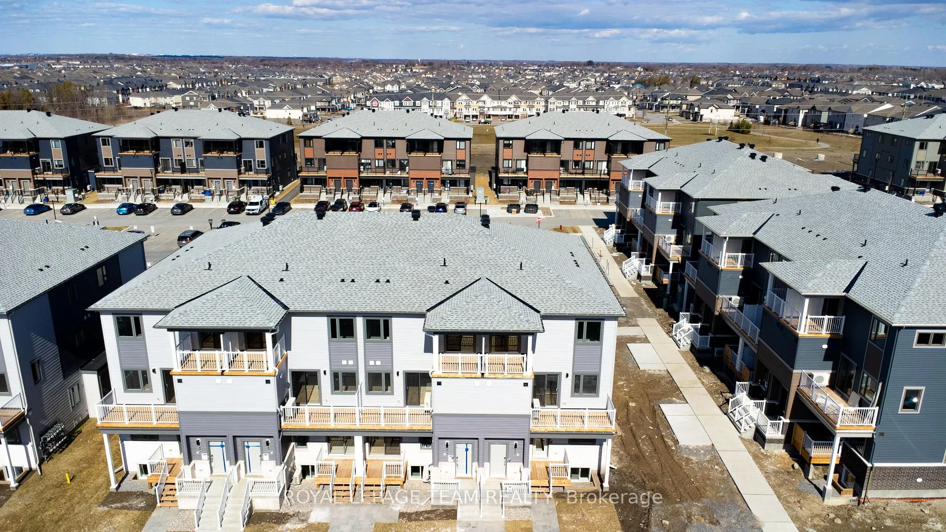 Photo 20 of 920 Parnian Private, Ottawa, Barrhaven - Half Moon Bay — HOMEH