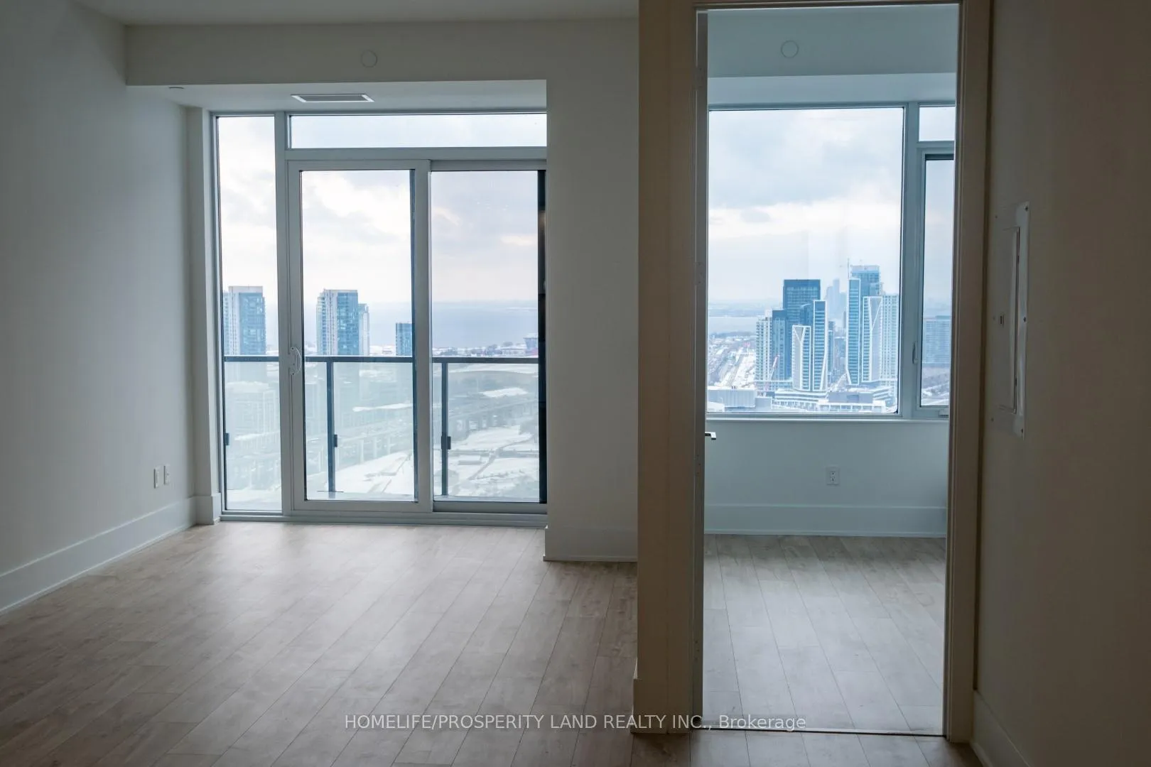 Photo 9 of Unit 2801, 470 Front Street W, Toronto, Waterfront Communities — HOMEH
