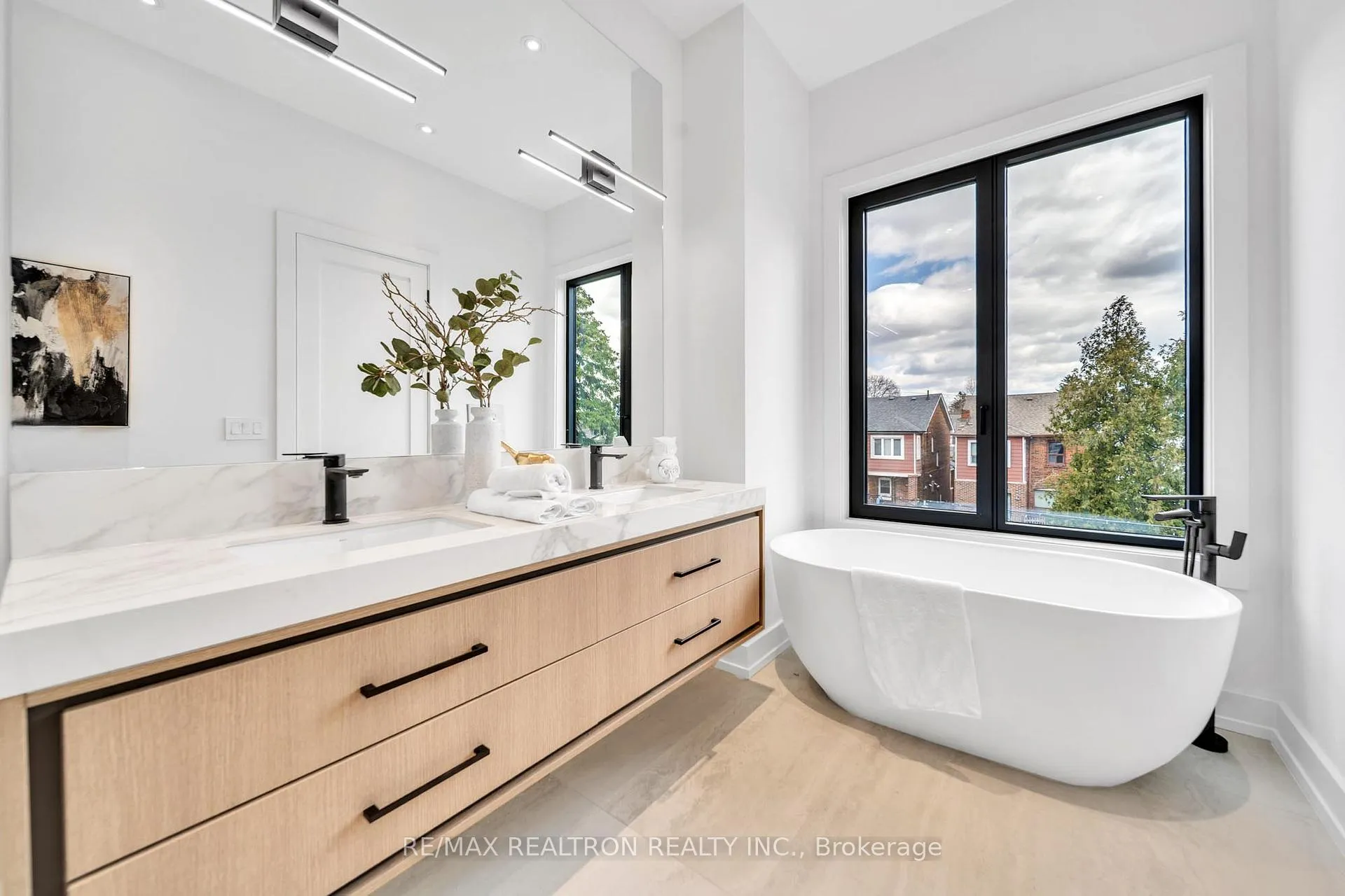 Photo 24 of 315 Arlington Avenue, Toronto, Humewood-Cedarvale — HOMEH