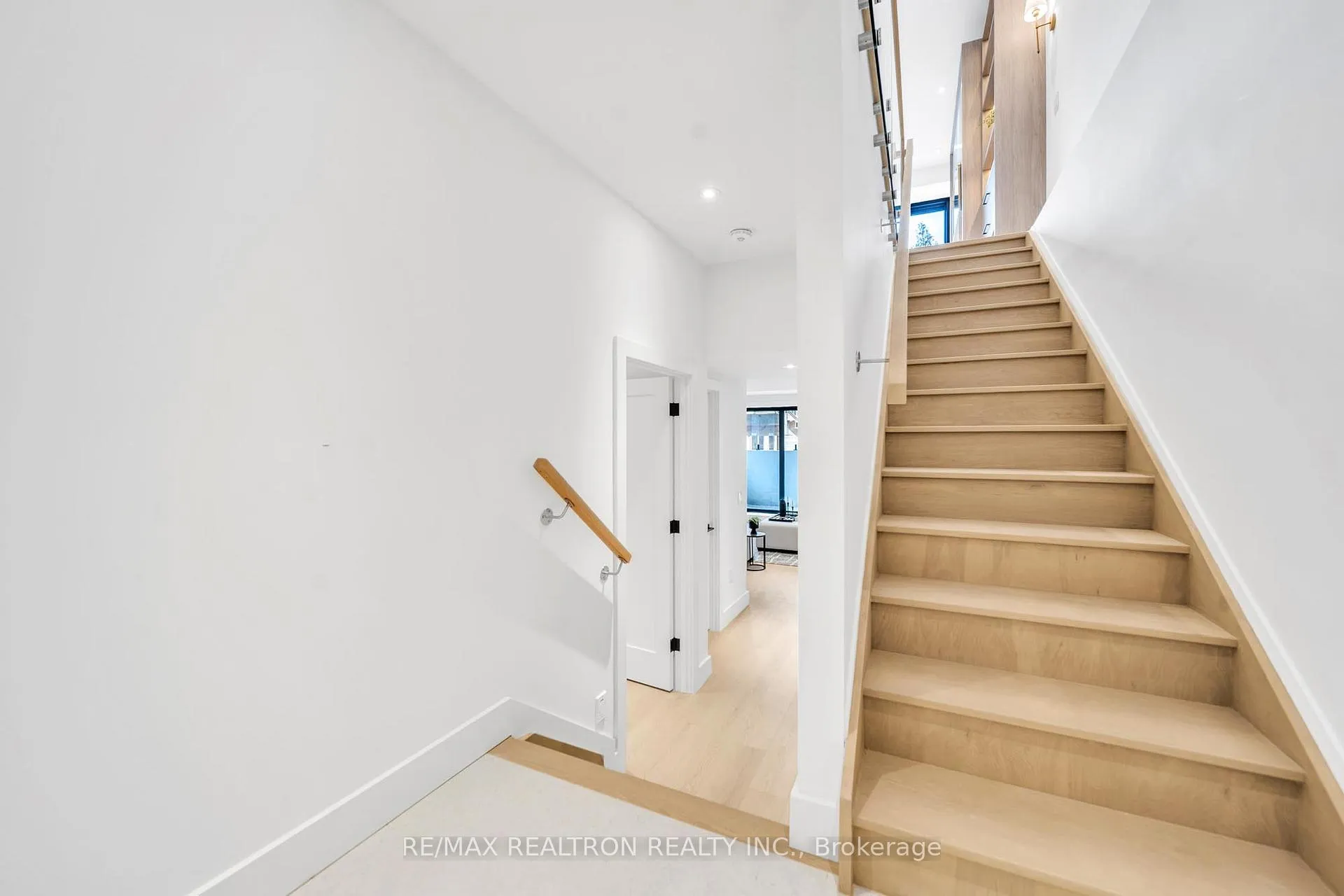 Photo 32 of 315 Arlington Avenue, Toronto, Humewood-Cedarvale — HOMEH