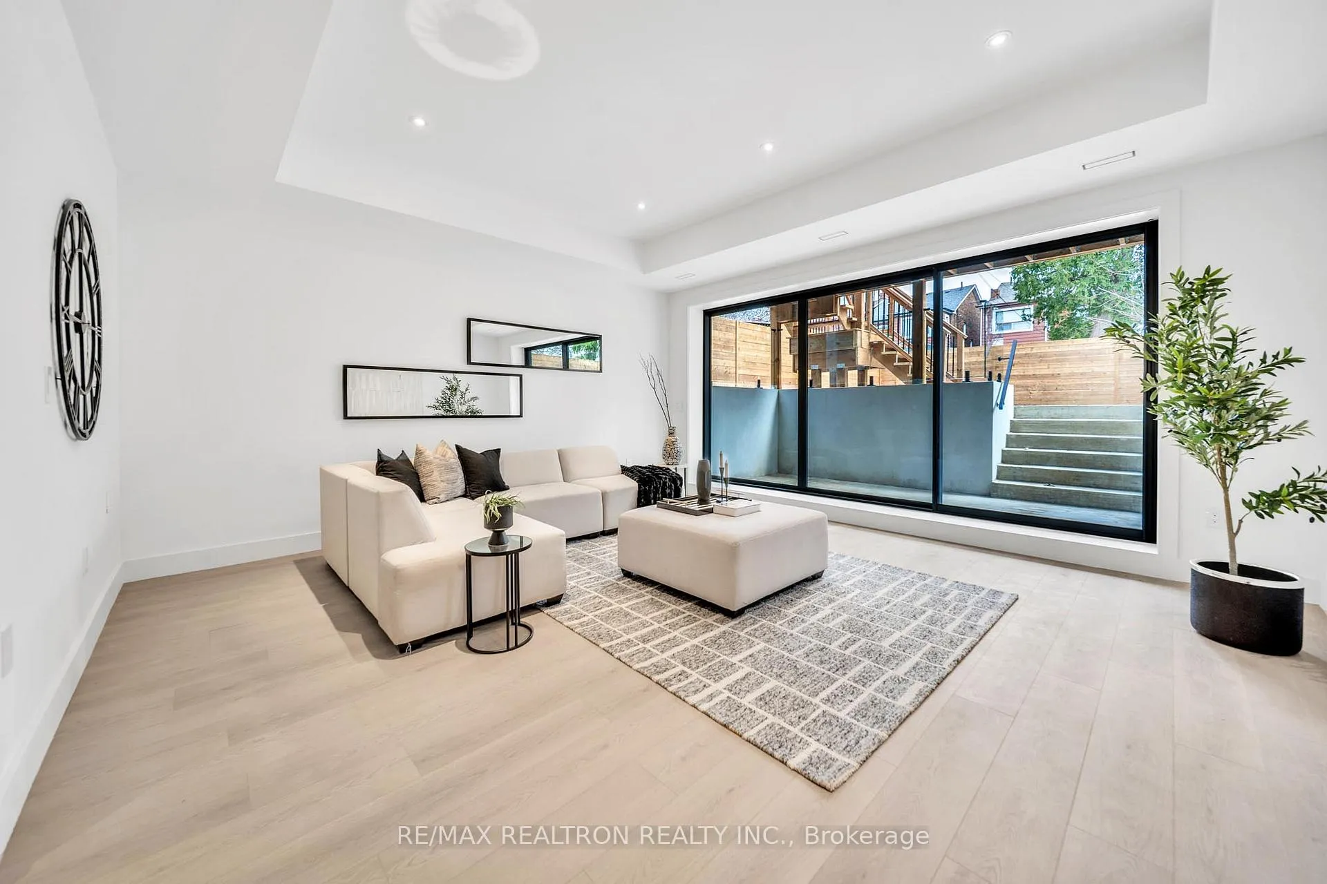 Photo 33 of 315 Arlington Avenue, Toronto, Humewood-Cedarvale — HOMEH