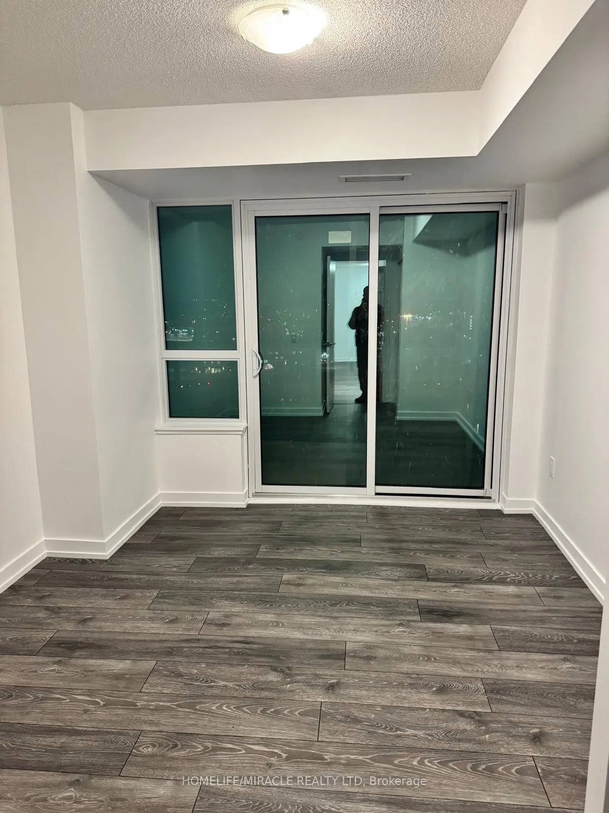 Photo 11 of Unit 1608, 1455 Celebration Drive, Pickering, Bay Ridges — HOMEH