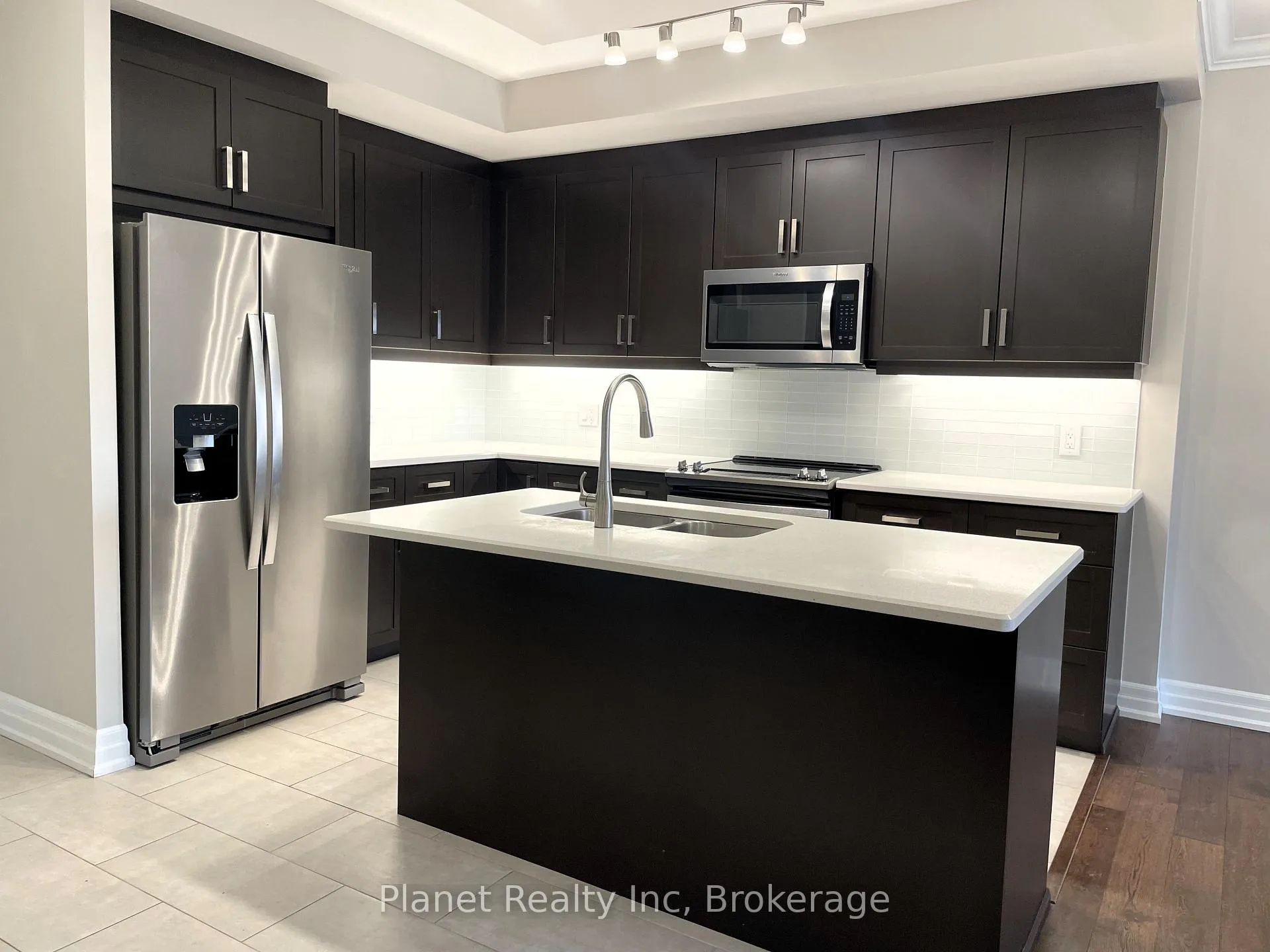 Photo 3 of Unit 806, 1878 Gordon Street, Guelph, Pineridge/Westminster Woods — HOMEH