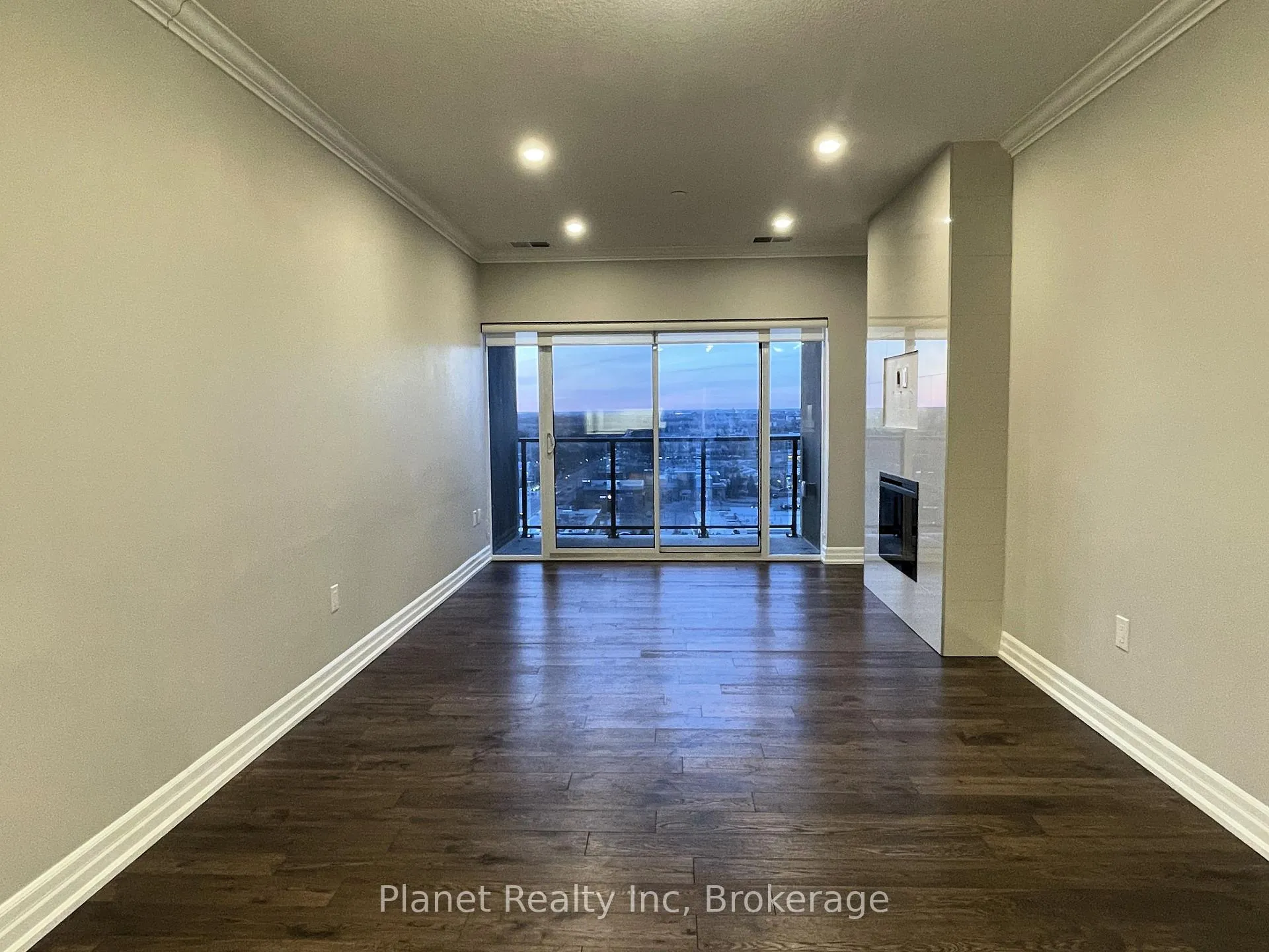 Photo 7 of Unit 806, 1878 Gordon Street, Guelph, Pineridge/Westminster Woods — HOMEH