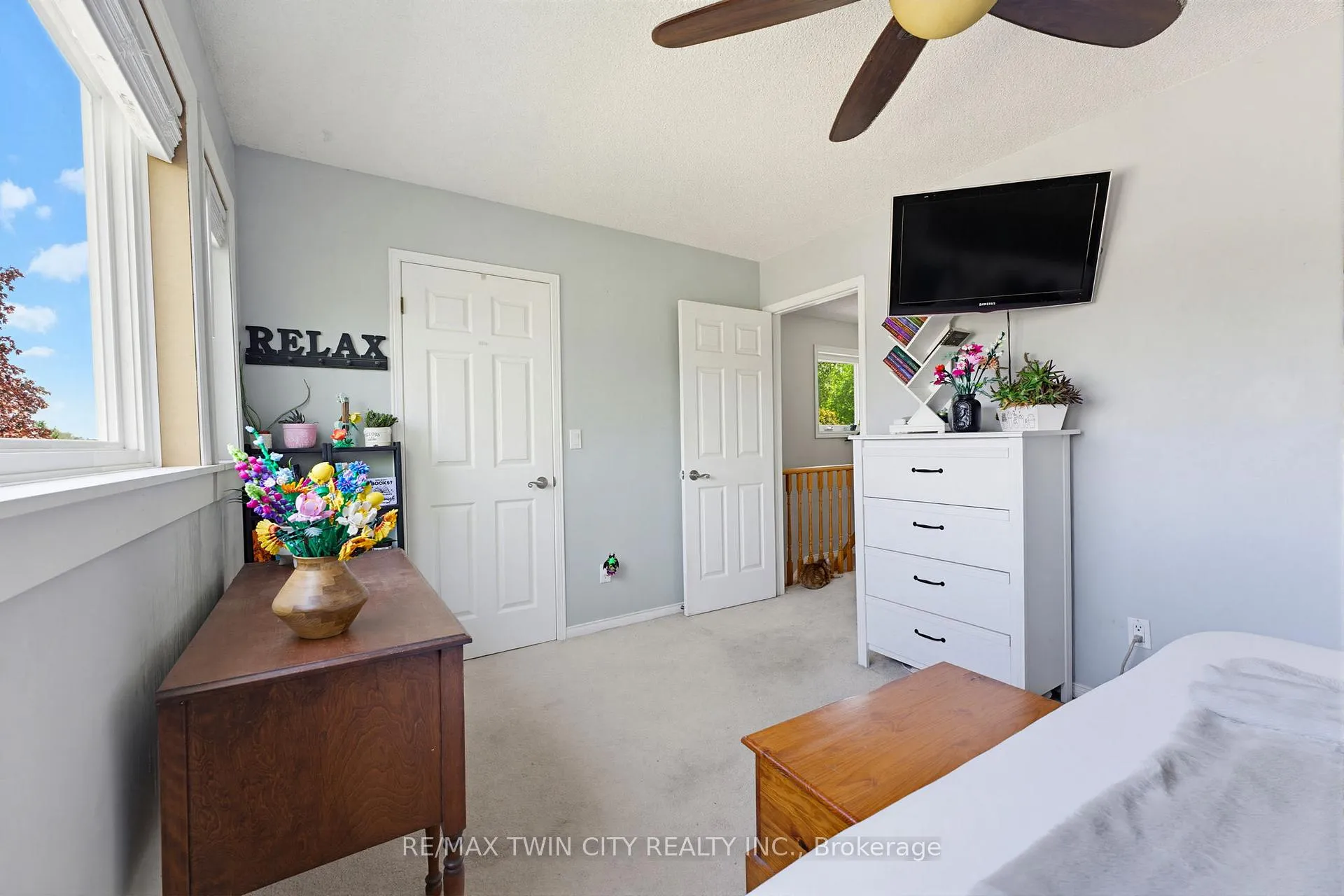 Photo 18 of 219 Inglis Street, North Dumfries — HOMEH
