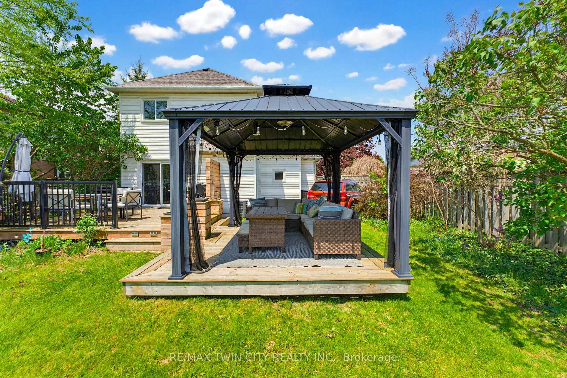Photo 27 of 219 Inglis Street, North Dumfries — HOMEH