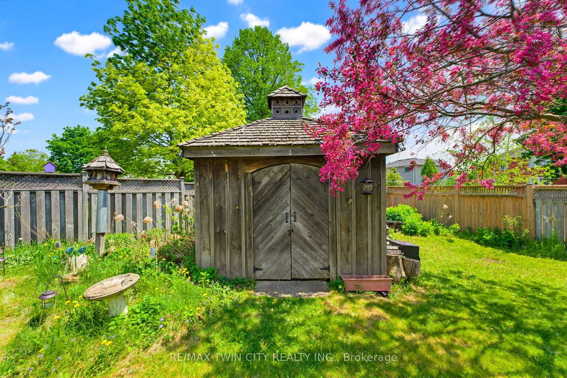 Photo 30 of 219 Inglis Street, North Dumfries — HOMEH