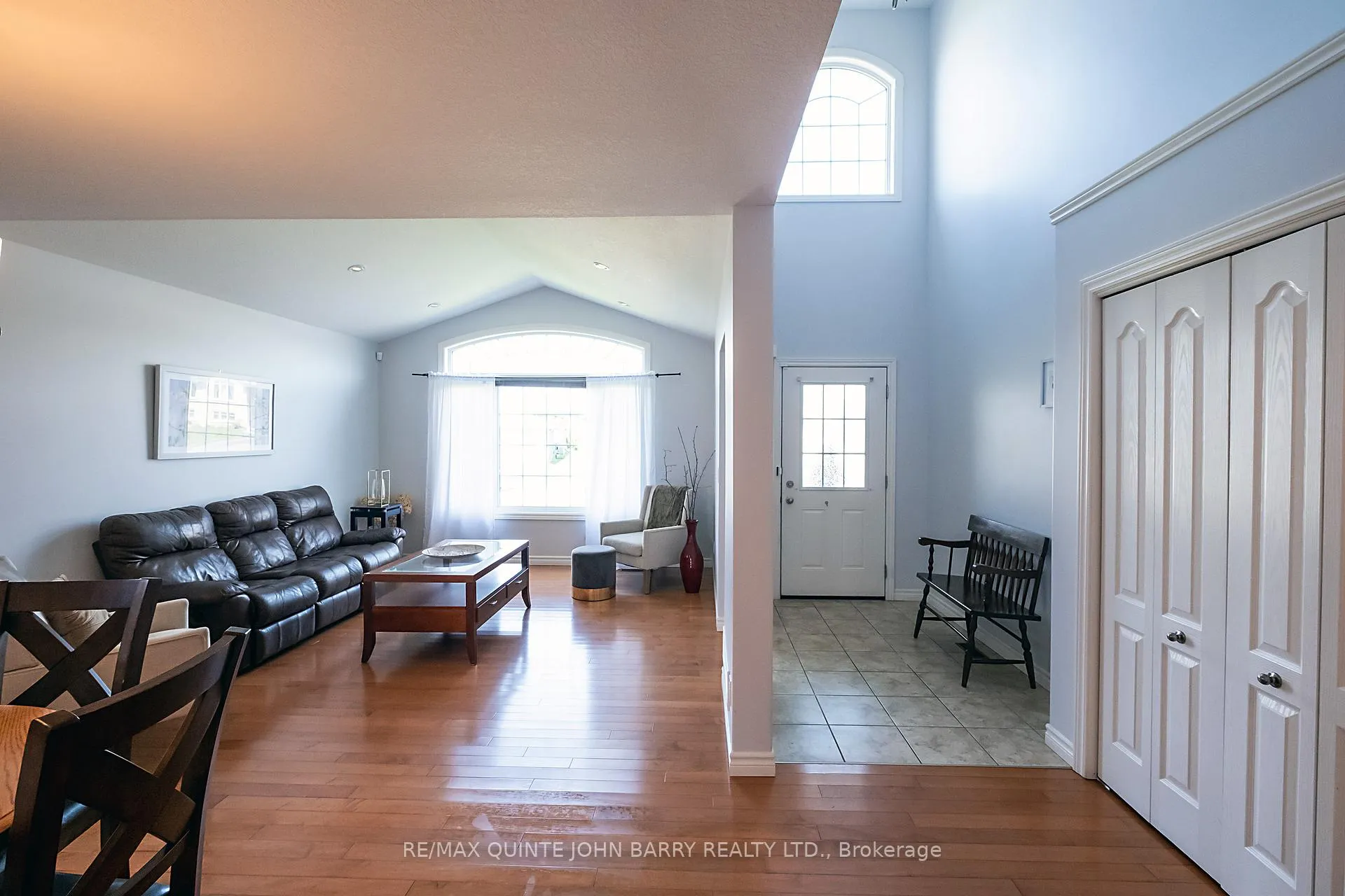 Photo 6 of 3 Spencer Court, Quinte West, Murray Ward — HOMEH