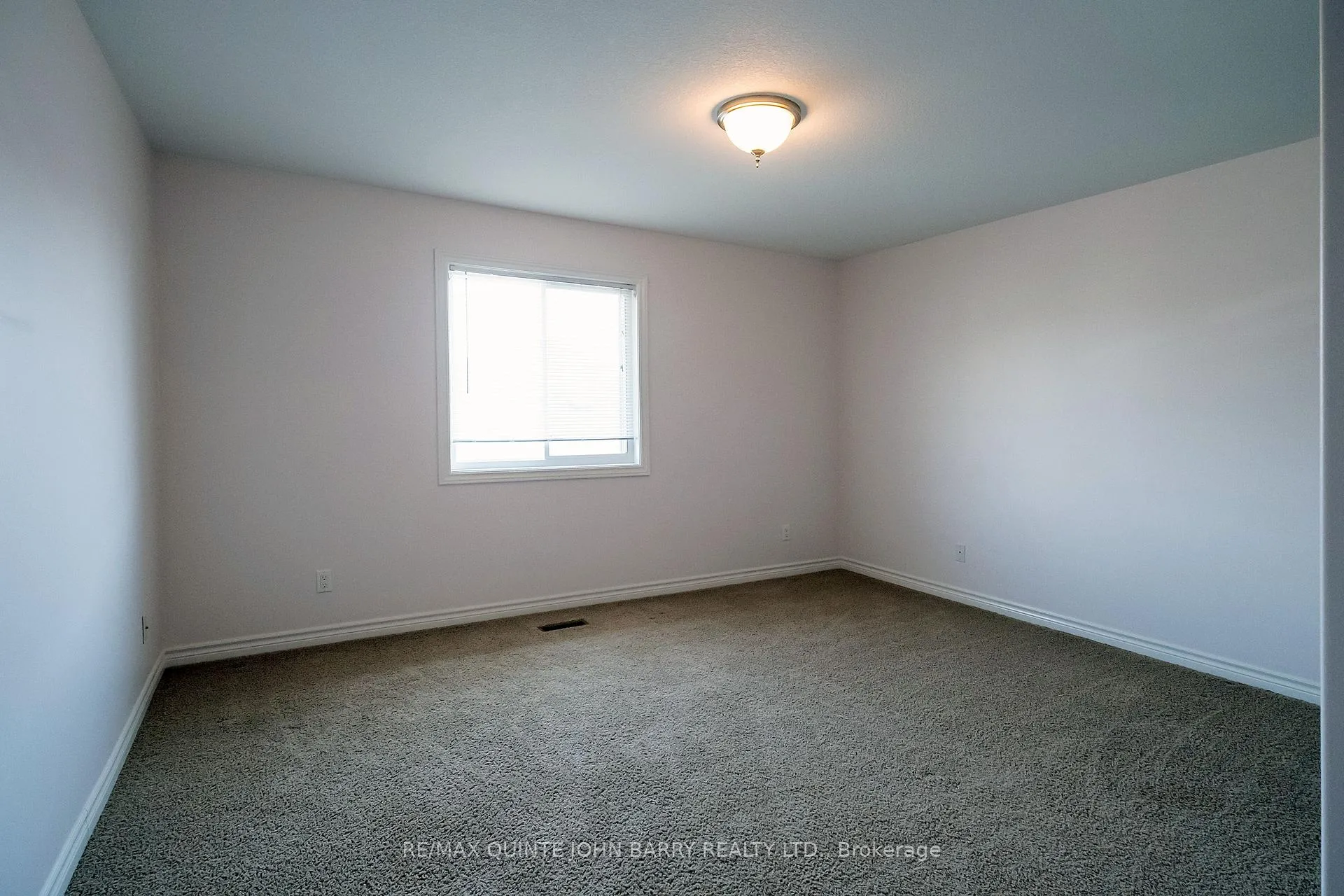 Photo 28 of 3 Spencer Court, Quinte West, Murray Ward — HOMEH