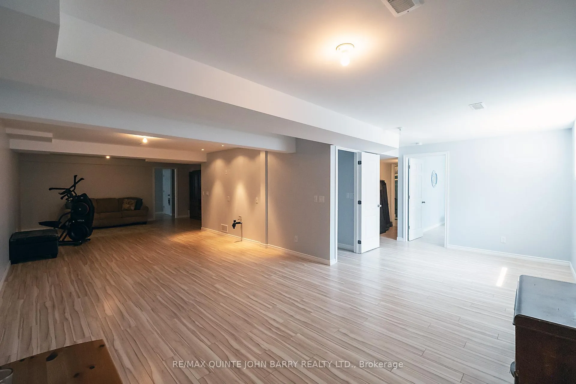 Photo 31 of 3 Spencer Court, Quinte West, Murray Ward — HOMEH