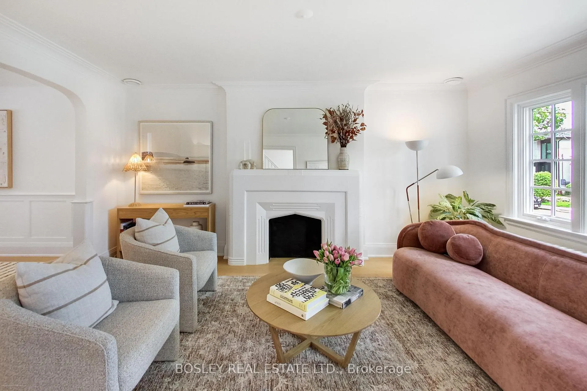 Photo 4 of 20 Randolph Road, Toronto, Leaside — HOMEH