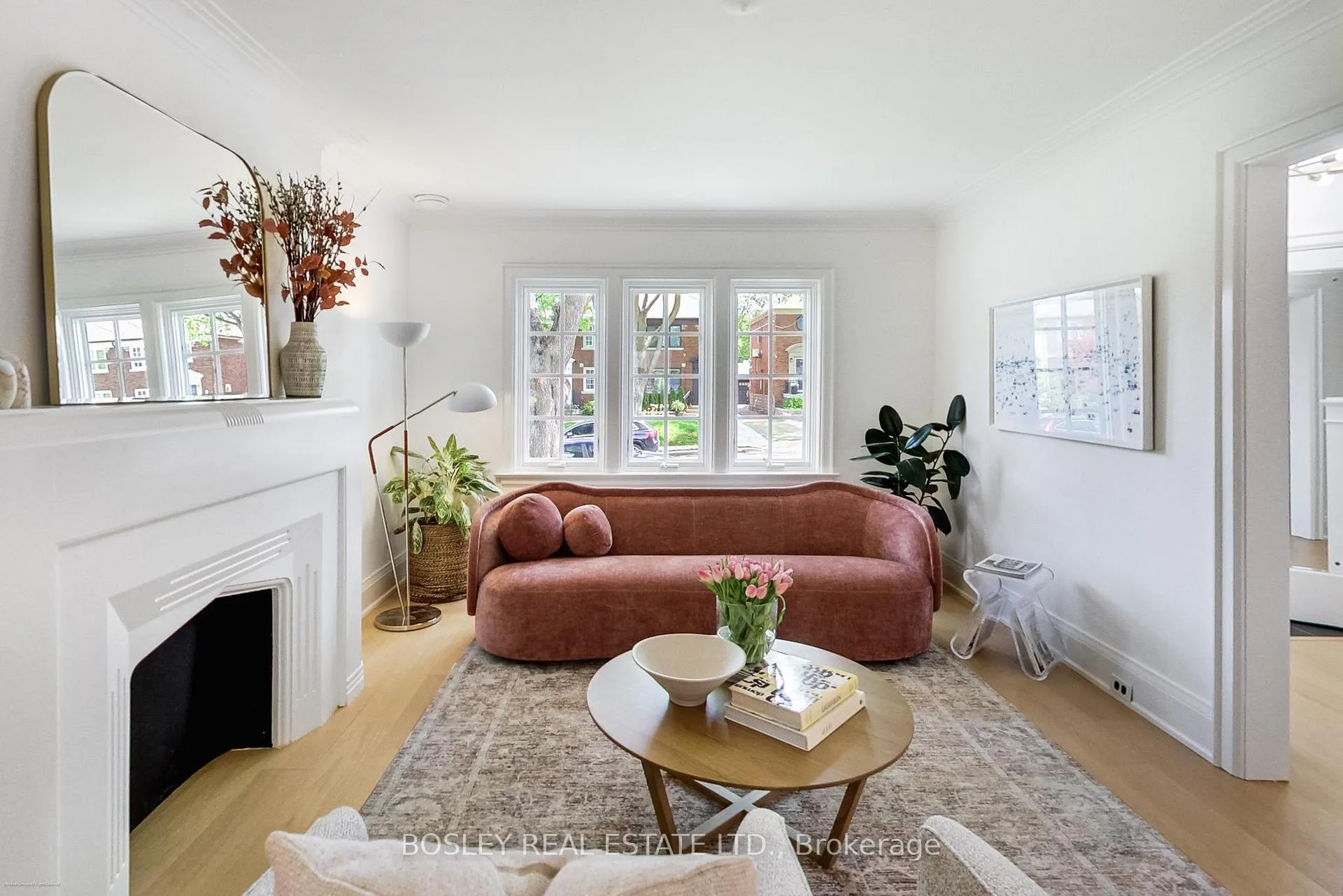 Photo 7 of 20 Randolph Road, Toronto, Leaside — HOMEH