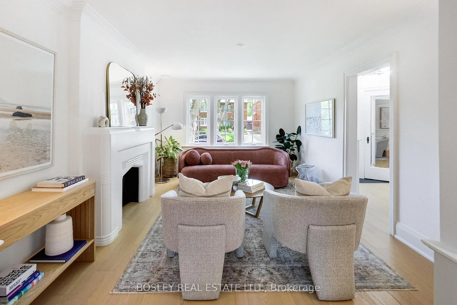 Photo 8 of 20 Randolph Road, Toronto, Leaside — HOMEH