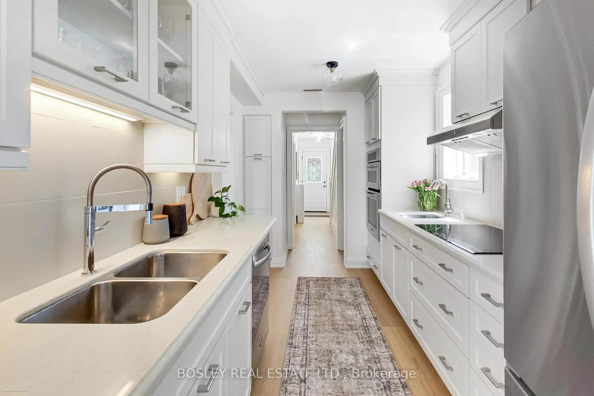 Photo 14 of 20 Randolph Road, Toronto, Leaside — HOMEH