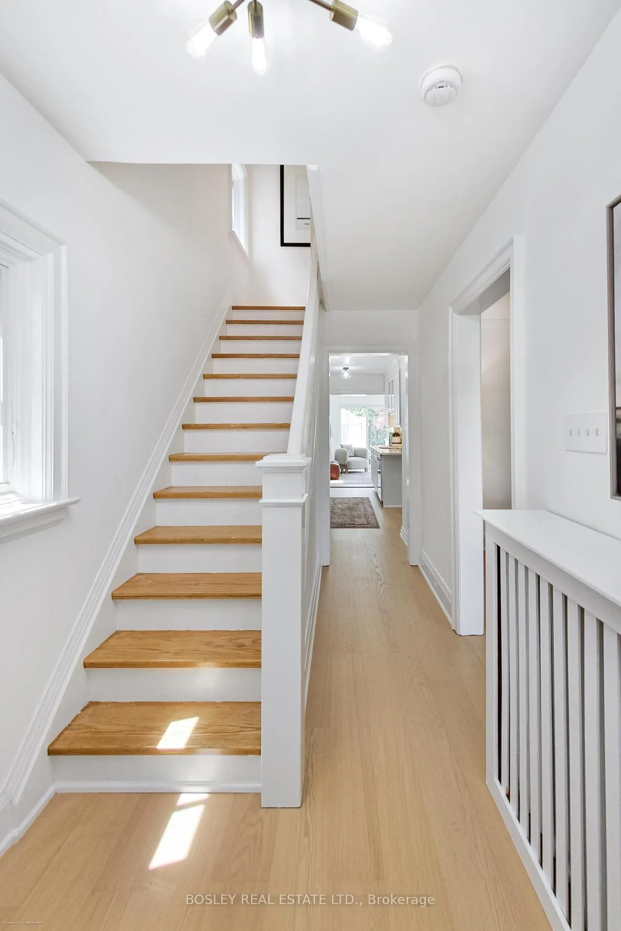 Photo 23 of 20 Randolph Road, Toronto, Leaside — HOMEH