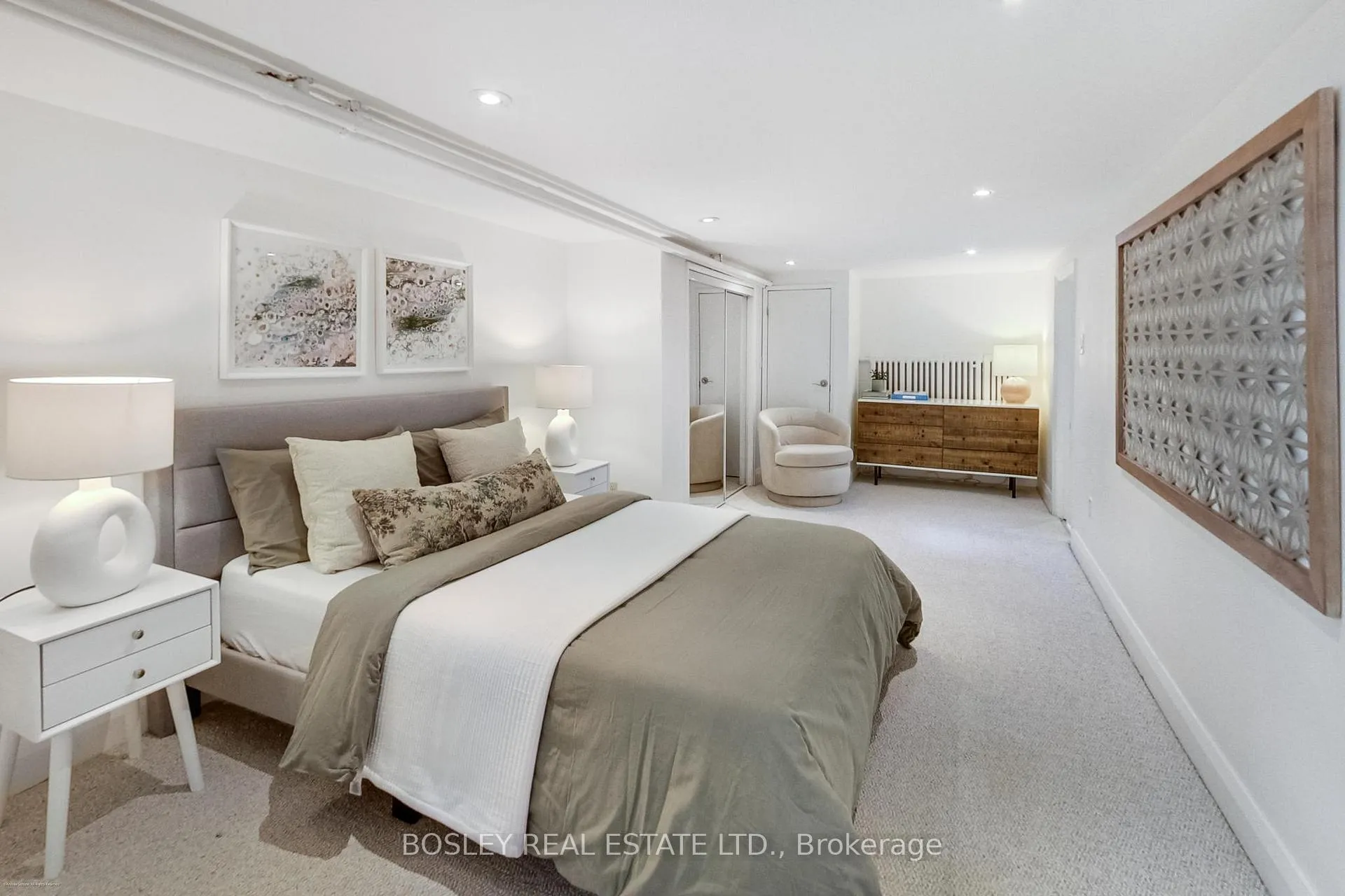 Photo 33 of 20 Randolph Road, Toronto, Leaside — HOMEH