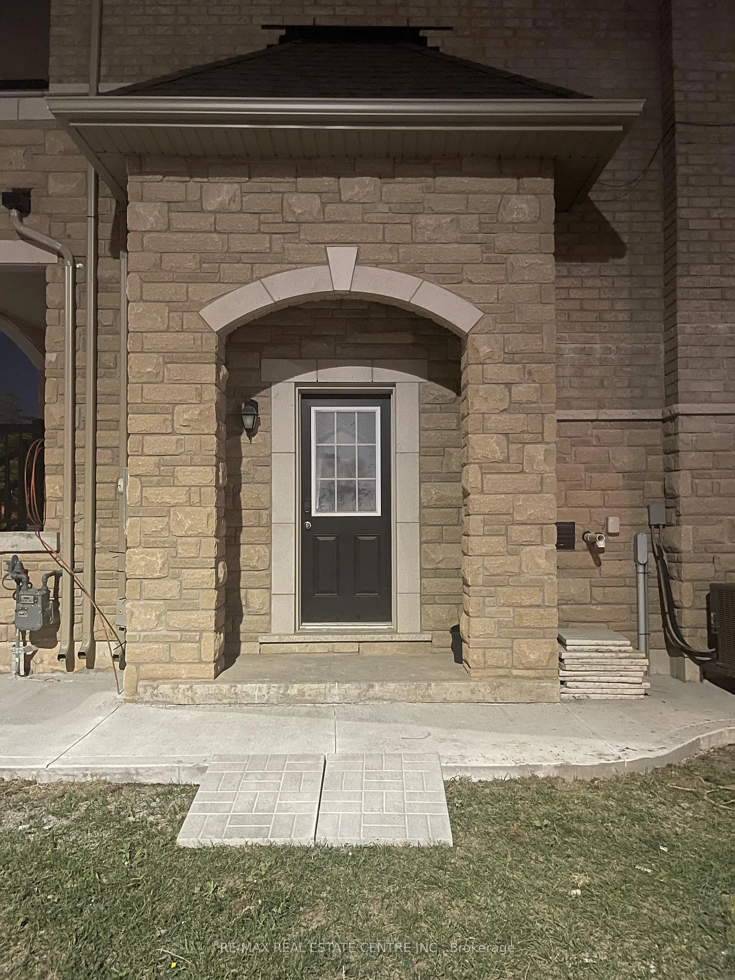 Photo 1 of Unit Bsmt, 63 Allegro Drive, Brampton, Credit Valley — HOMEH