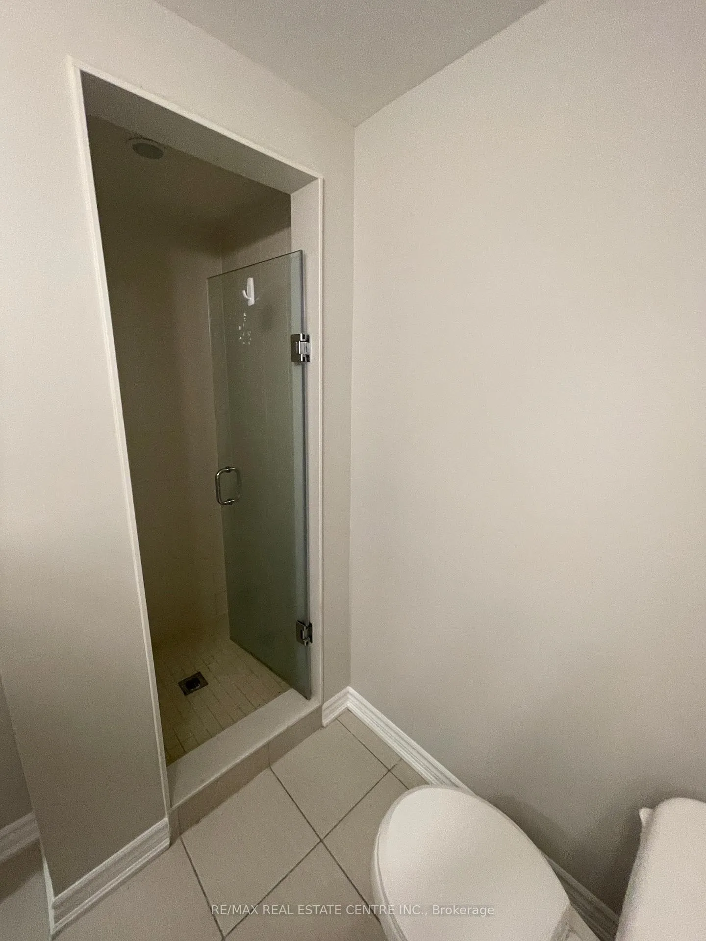 Photo 11 of Unit Bsmt, 63 Allegro Drive, Brampton, Credit Valley — HOMEH