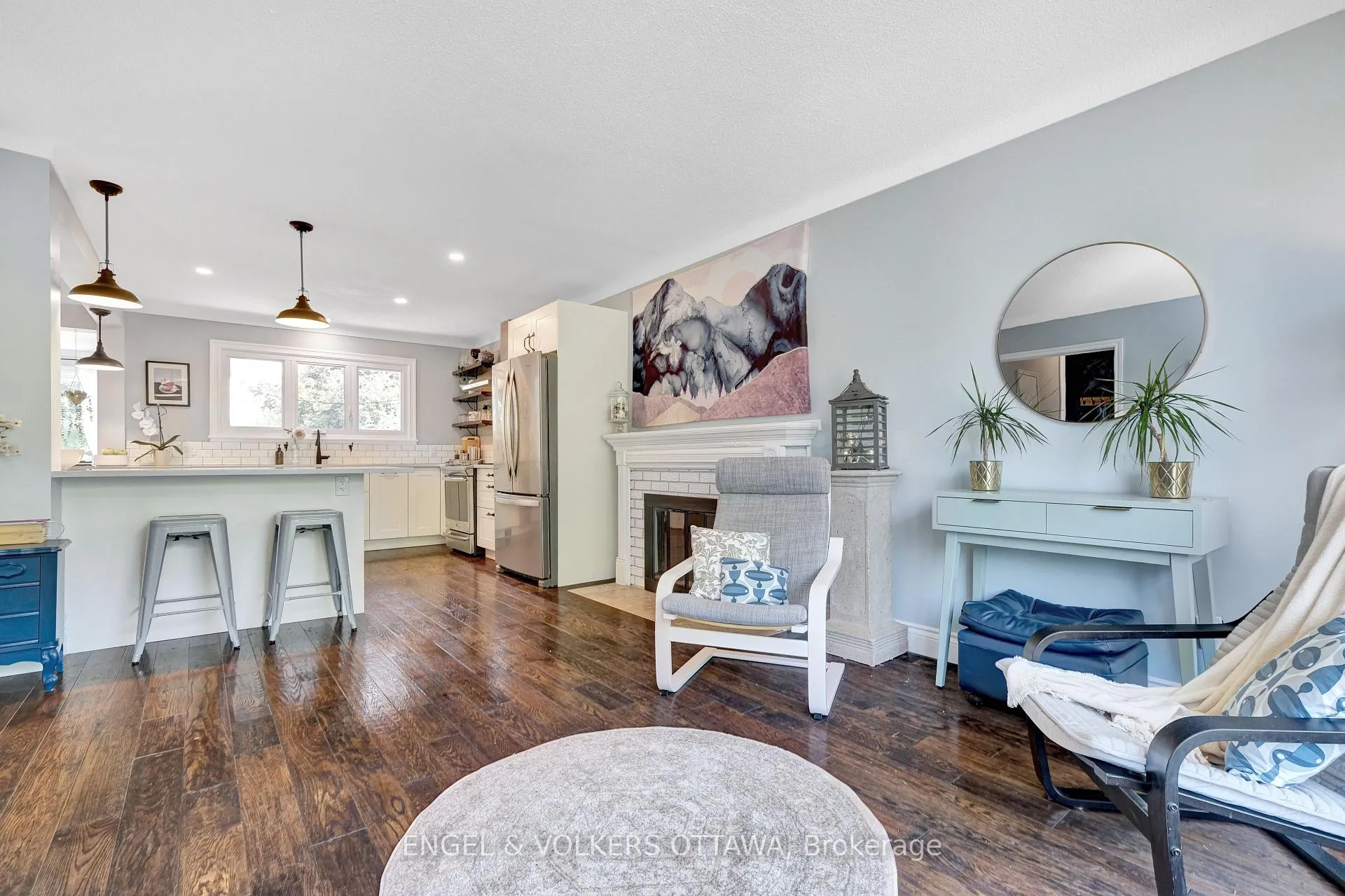 Photo 8 of 2057 Alton Street, Ottawa, Elmvale Acres — HOMEH