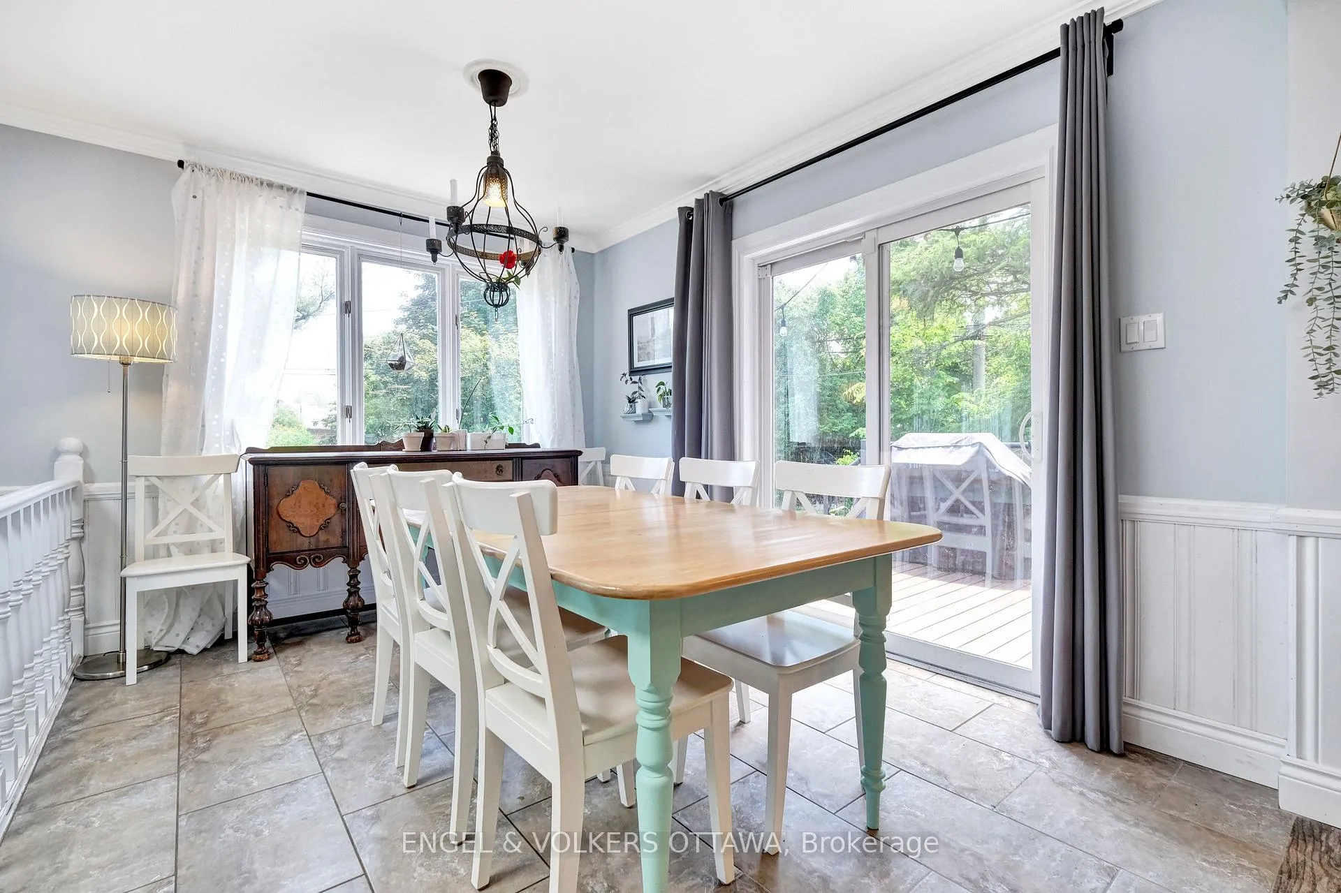Photo 11 of 2057 Alton Street, Ottawa, Elmvale Acres — HOMEH
