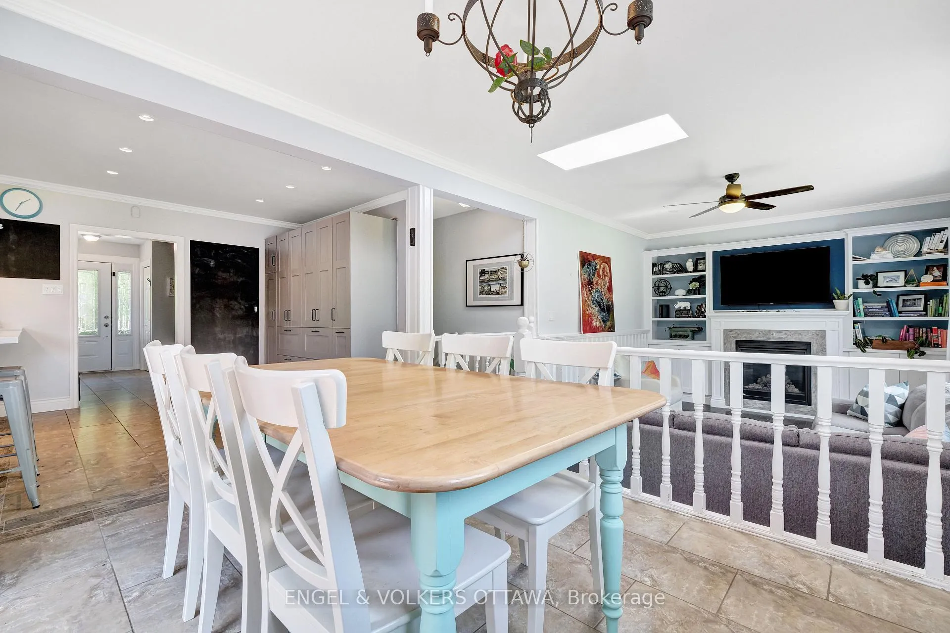Photo 13 of 2057 Alton Street, Ottawa, Elmvale Acres — HOMEH