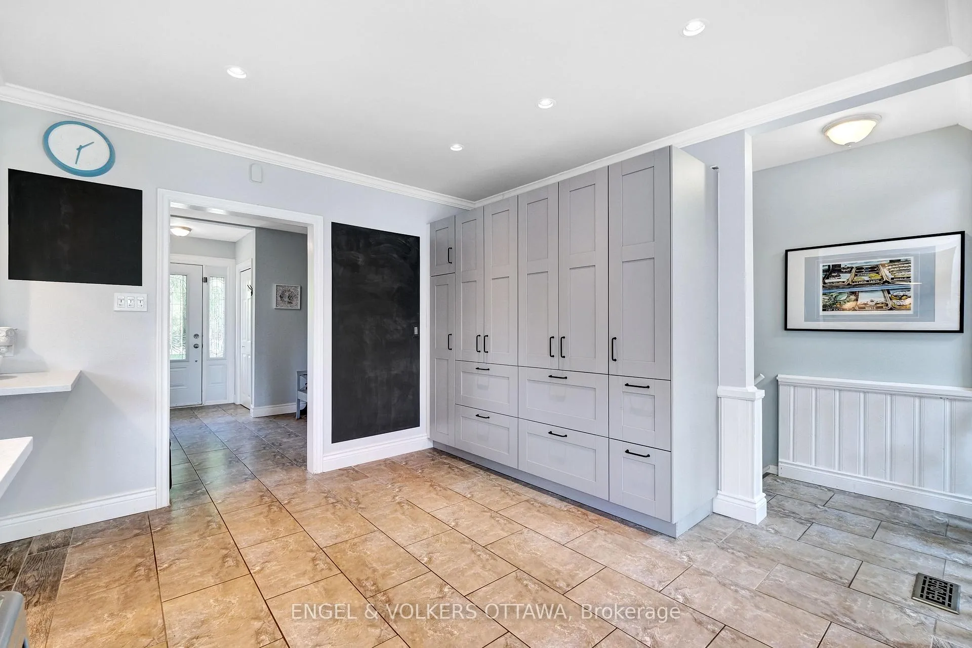 Photo 24 of 2057 Alton Street, Ottawa, Elmvale Acres — HOMEH