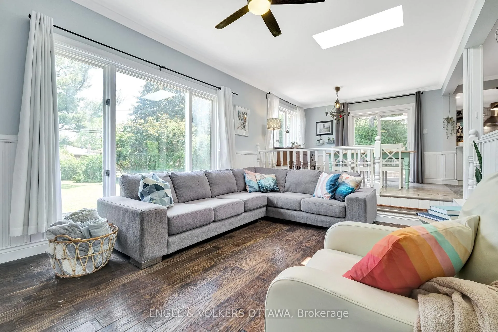 Photo 29 of 2057 Alton Street, Ottawa, Elmvale Acres — HOMEH