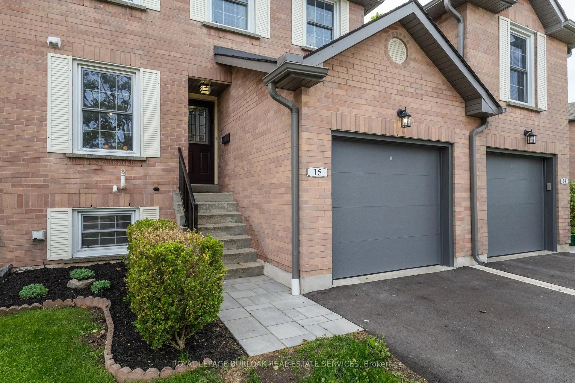 Photo 2 of Unit 15, 2935 Headon Forest Drive, Burlington, Headon — HOMEH