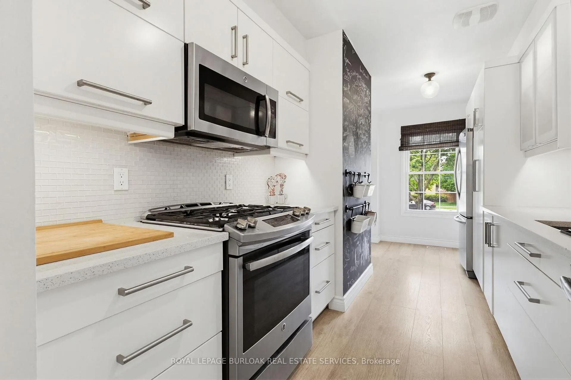 Photo 4 of Unit 15, 2935 Headon Forest Drive, Burlington, Headon — HOMEH