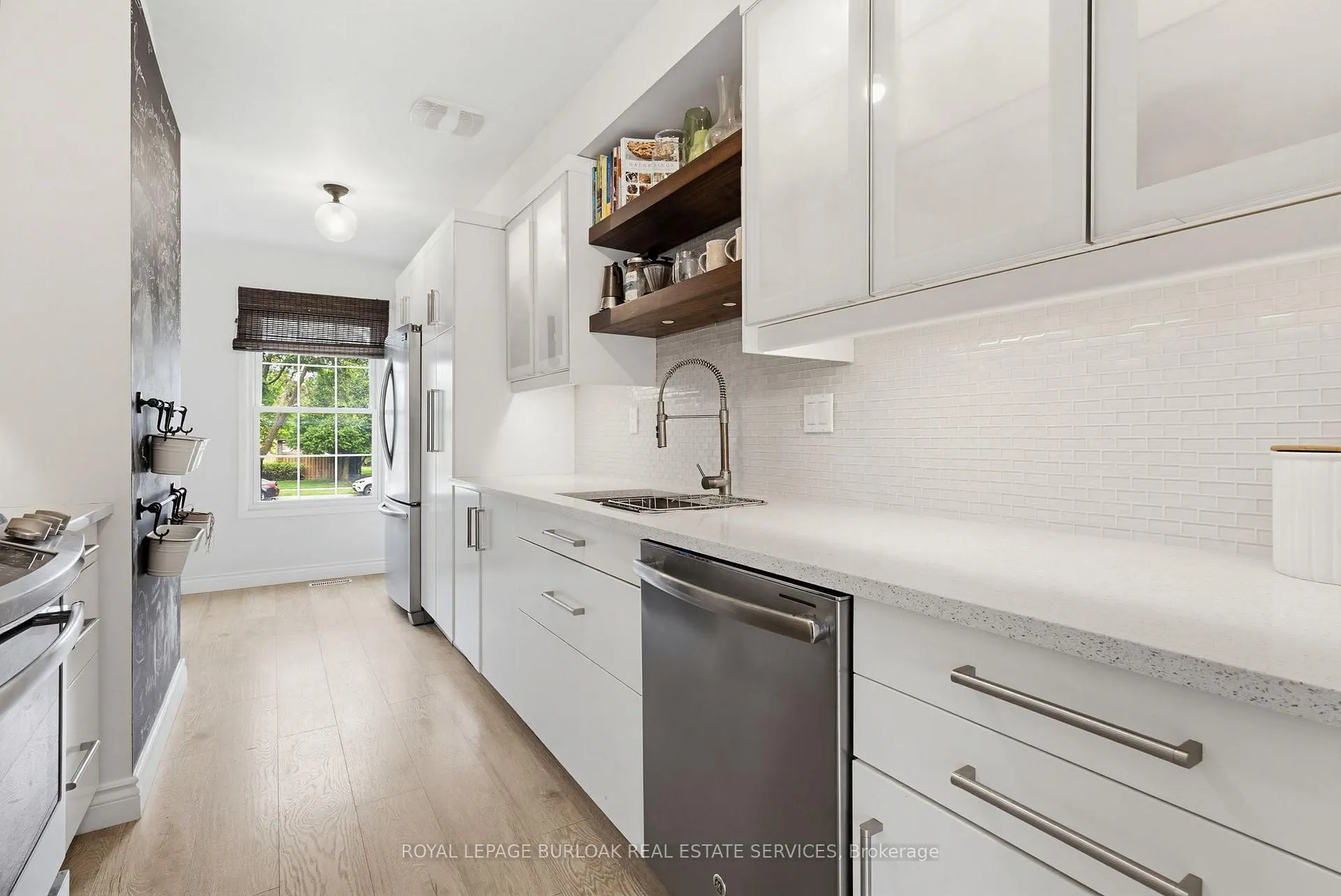 Photo 5 of Unit 15, 2935 Headon Forest Drive, Burlington, Headon — HOMEH