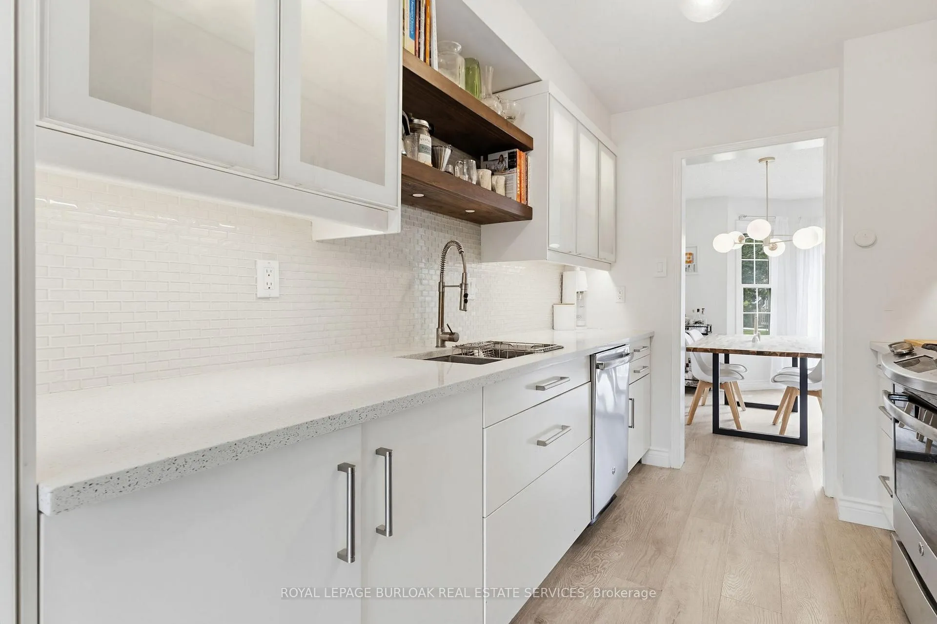 Photo 6 of Unit 15, 2935 Headon Forest Drive, Burlington, Headon — HOMEH