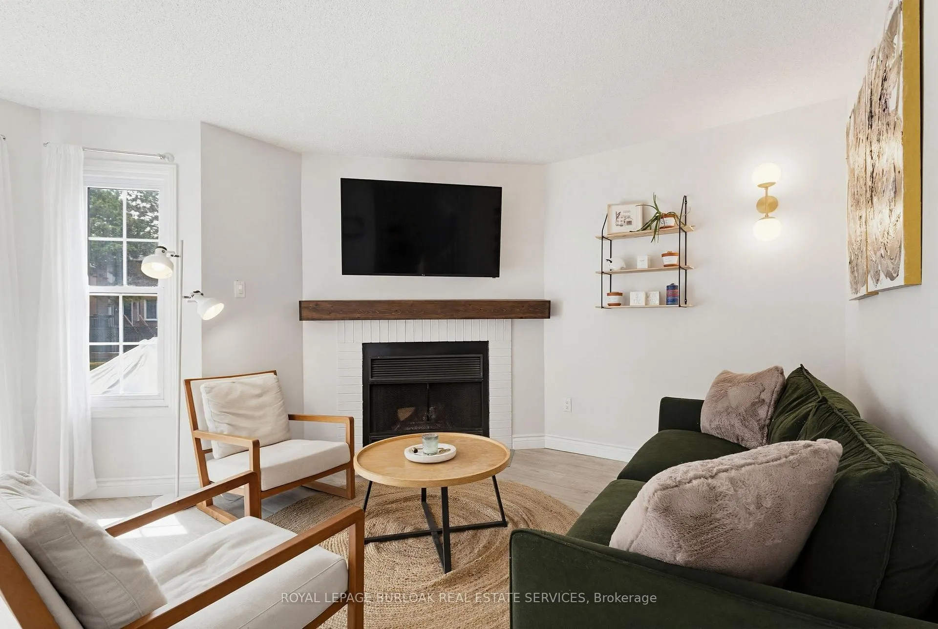 Photo 8 of Unit 15, 2935 Headon Forest Drive, Burlington, Headon — HOMEH