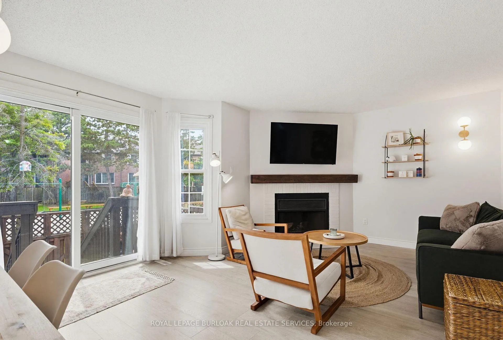 Photo 12 of Unit 15, 2935 Headon Forest Drive, Burlington, Headon — HOMEH