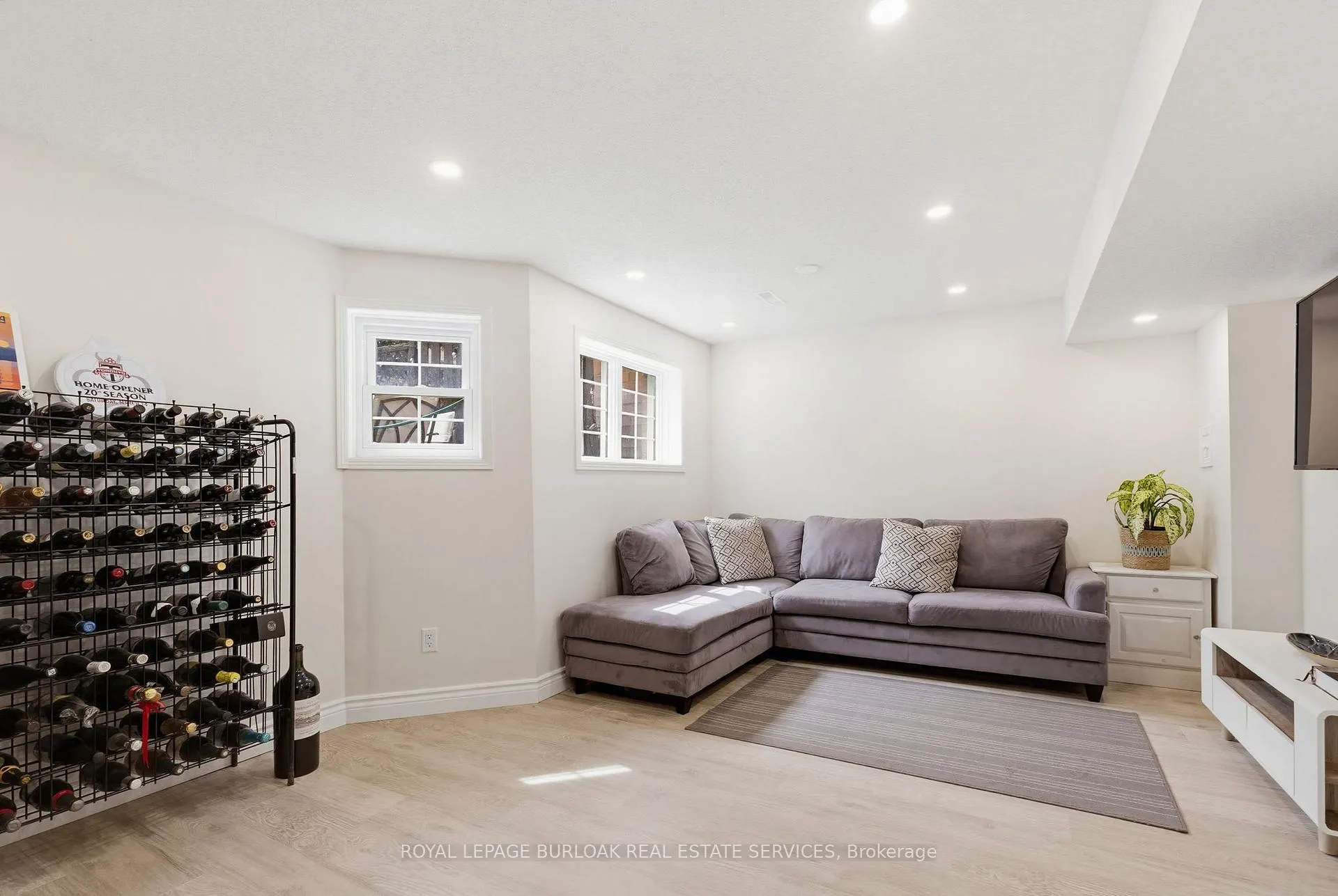 Photo 21 of Unit 15, 2935 Headon Forest Drive, Burlington, Headon — HOMEH