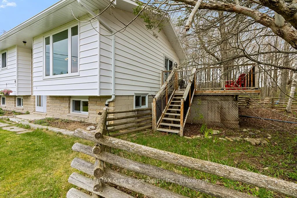 Photo 8 of 46 Maple Golf Crescent, Northern Bruce Peninsula — HOMEH