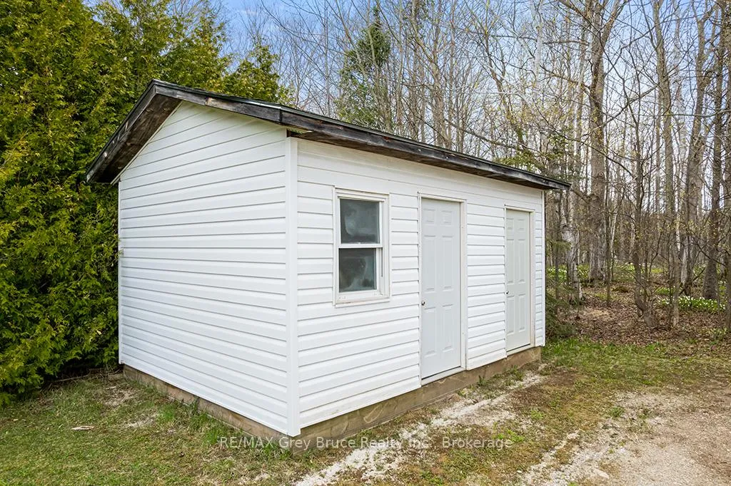 Photo 12 of 46 Maple Golf Crescent, Northern Bruce Peninsula — HOMEH