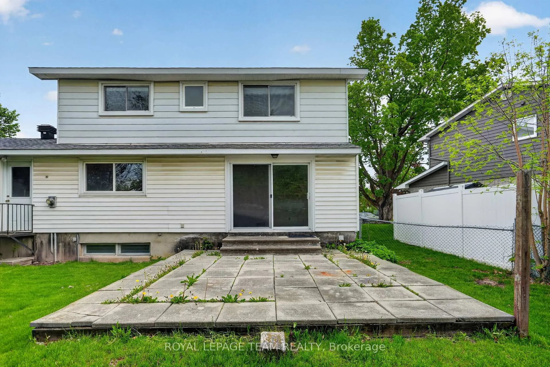 Photo 32 of 16 Parkglen Drive, Ottawa, Meadowlands/St. Claire Gardens — HOMEH