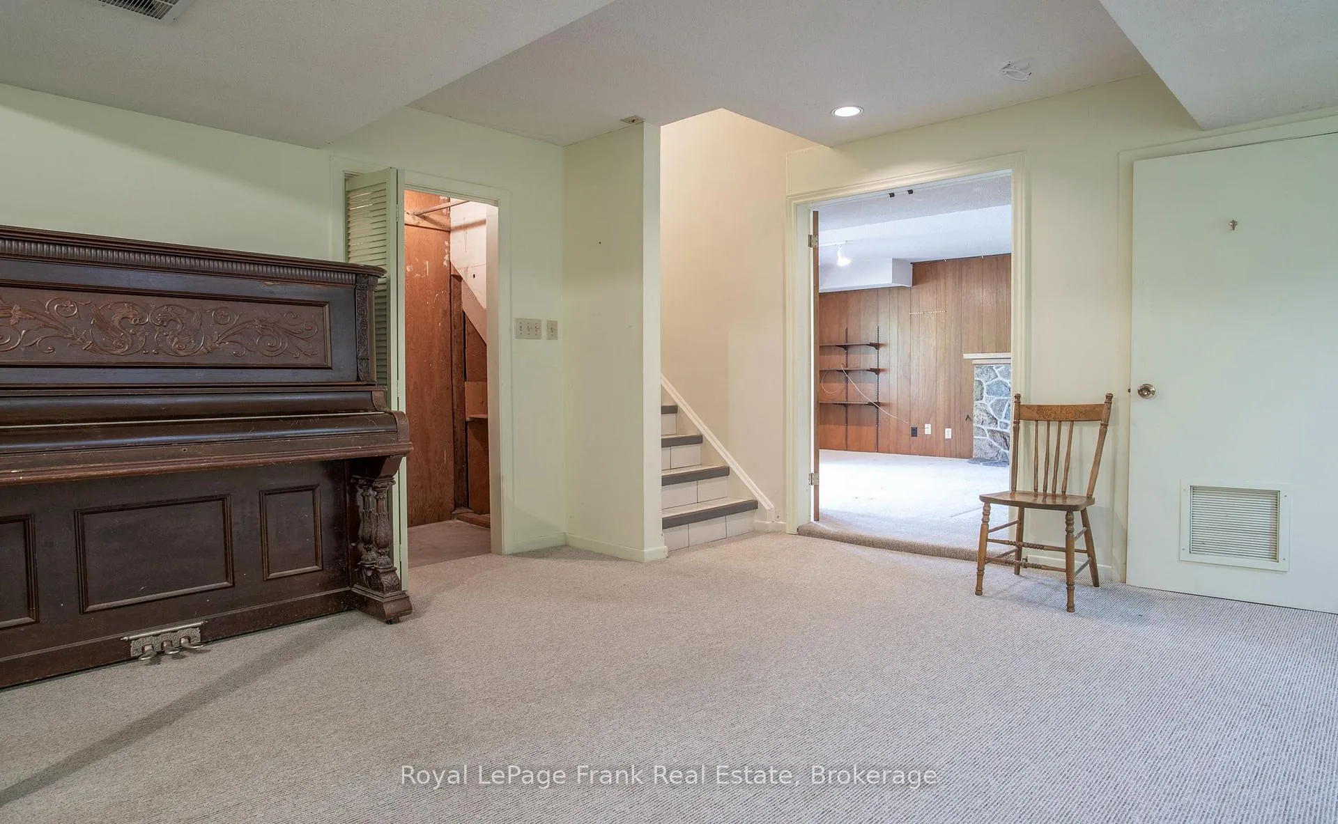 Photo 17 of 338 Lyndeview Drive, Whitby, Lynde Creek — HOMEH