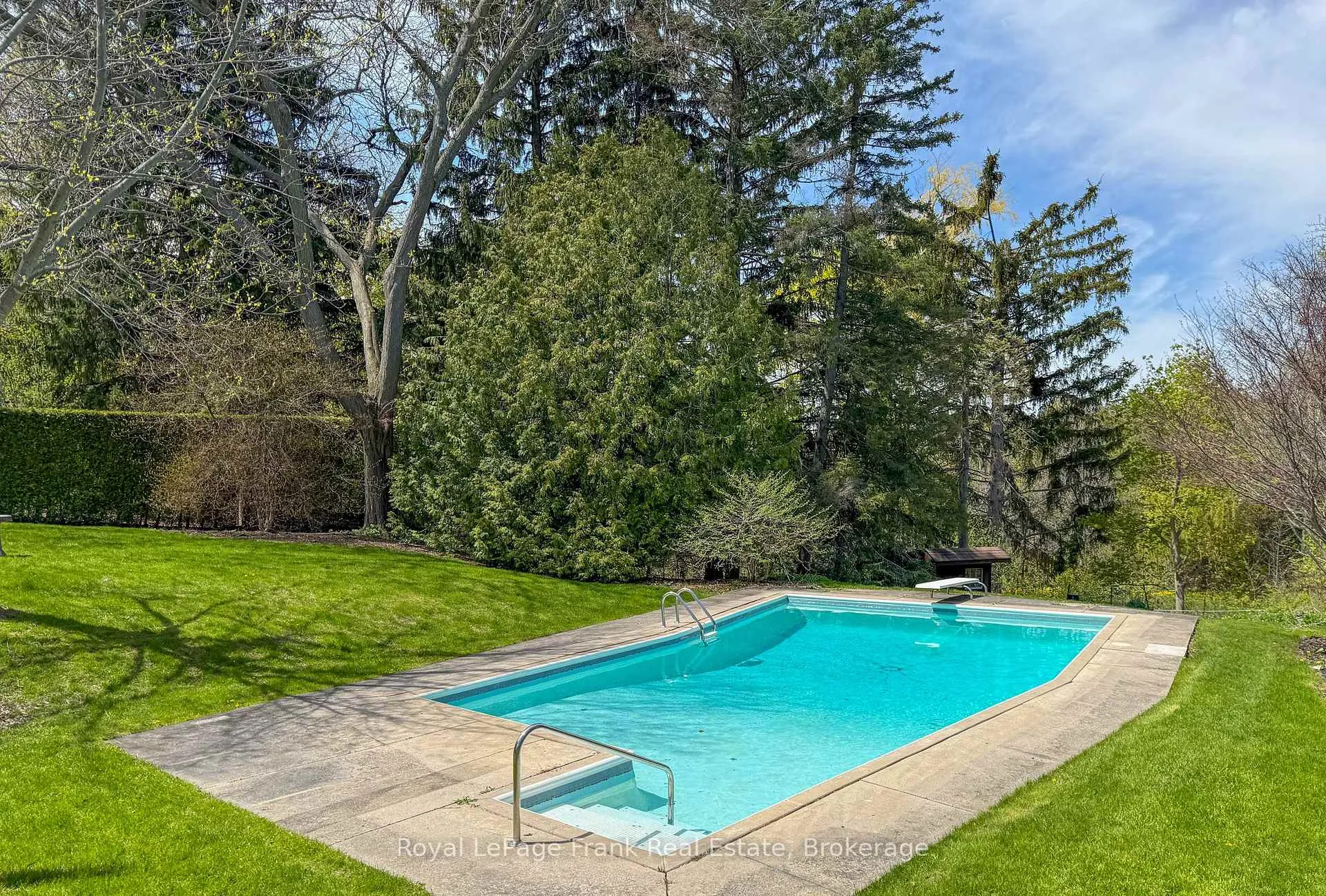 Photo 33 of 338 Lyndeview Drive, Whitby, Lynde Creek — HOMEH