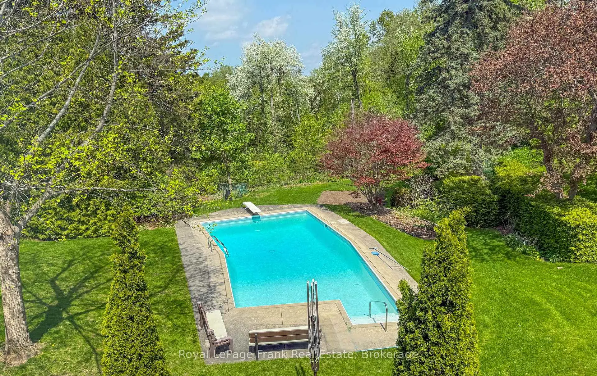 Photo 34 of 338 Lyndeview Drive, Whitby, Lynde Creek — HOMEH