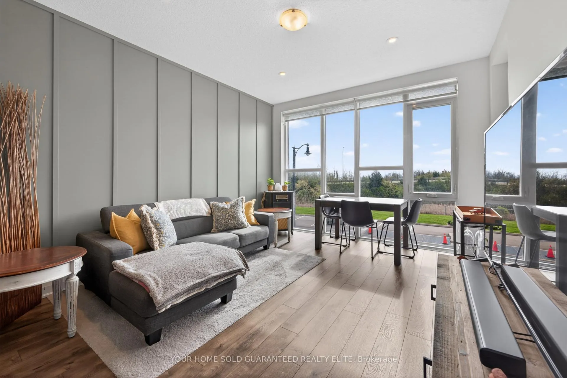 Photo 1 of Unit 218, 16 Concord Place, Grimsby, Grimsby Beach — HOMEH