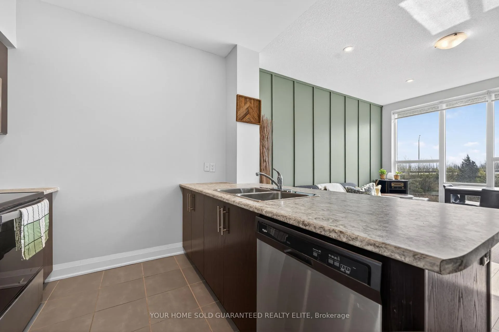 Photo 6 of Unit 218, 16 Concord Place, Grimsby, Grimsby Beach — HOMEH