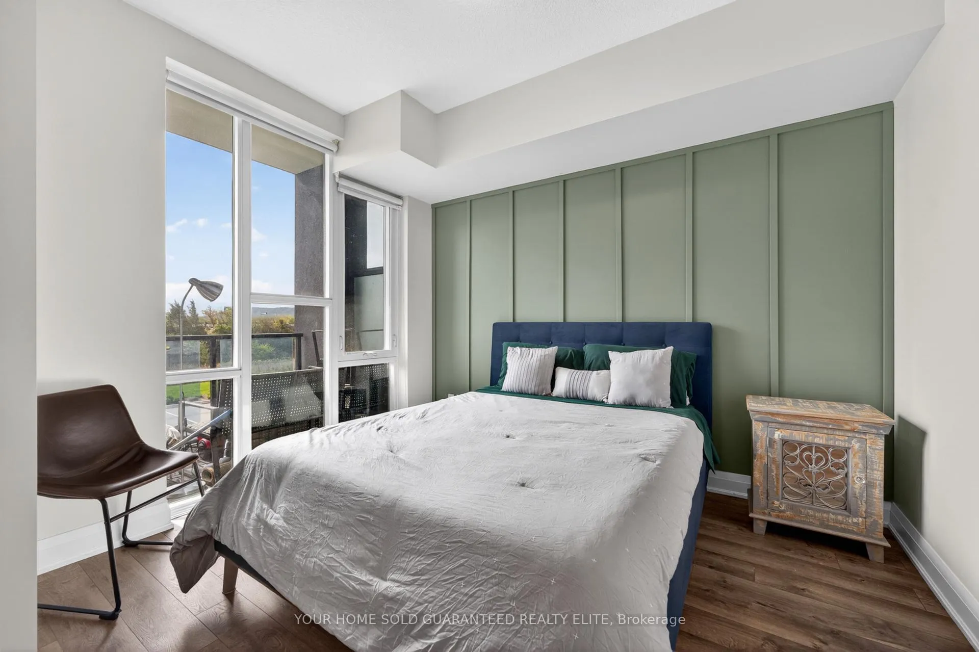 Photo 10 of Unit 218, 16 Concord Place, Grimsby, Grimsby Beach — HOMEH