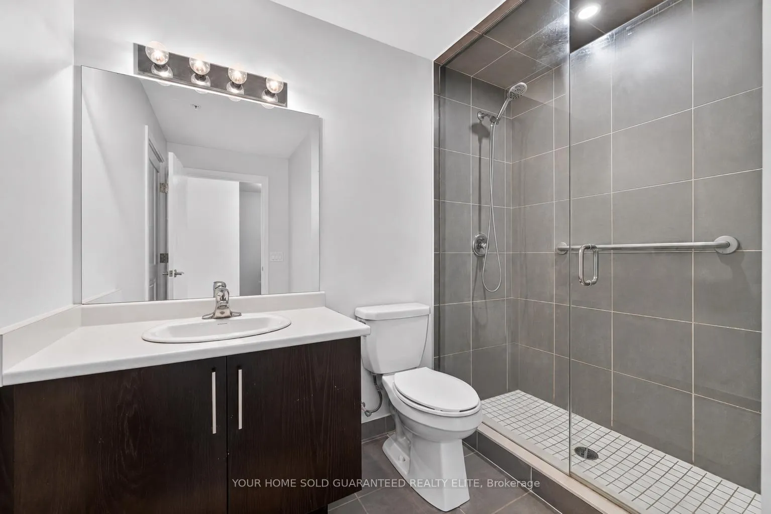 Photo 14 of Unit 218, 16 Concord Place, Grimsby, Grimsby Beach — HOMEH